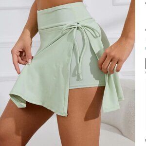 Brand New fabletics Sports Solid Knot Side Sports Skort